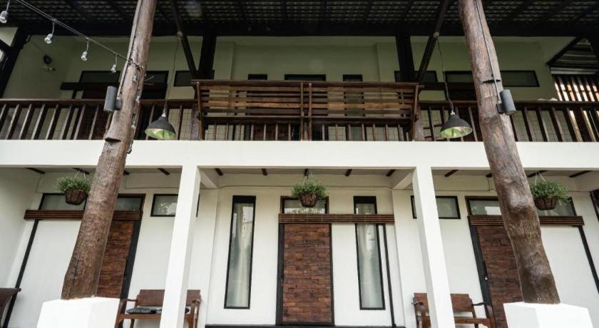 Croissant Hotel And Cafe Chiang Rai Exteriör bild