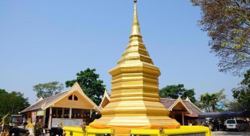 Croissant Hotel And Cafe Chiang Rai Exteriör bild
