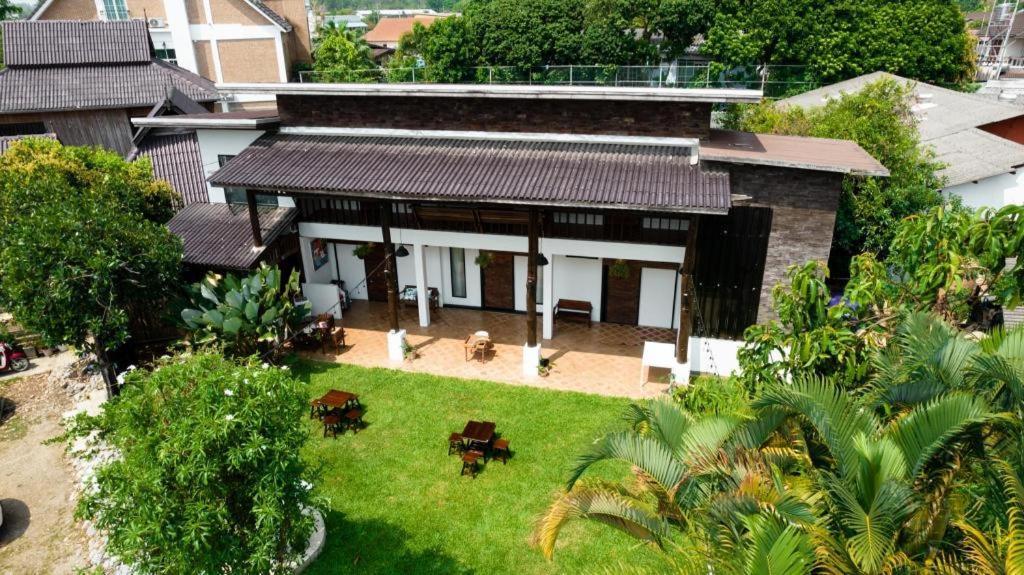 Croissant Hotel And Cafe Chiang Rai Exteriör bild
